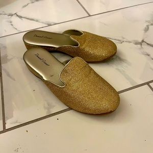 Daniel Green size 6.5 sparkly gold mules